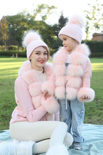 Шапка от ангорска вълна