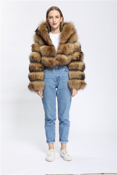 Палто от миеща мечка с качулка